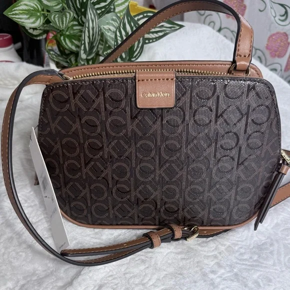 Calvin Klein CK Monogram Crossbody Shoulder Bag NWT - Picture 9 of 16